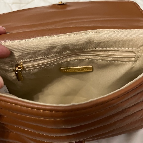 Small pochette style crossbody bag - Picture 5 of 7